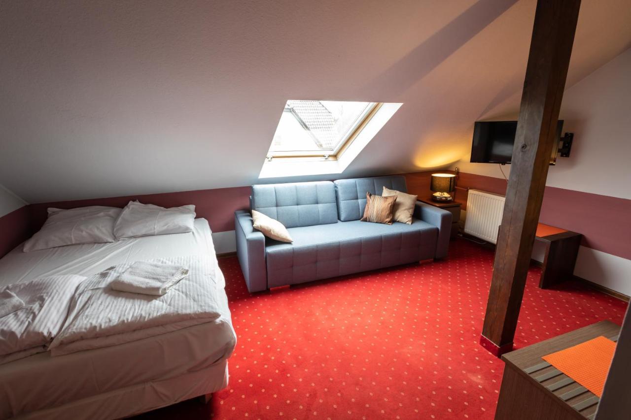 Hotel Podkowa Wroclaw Dış mekan fotoğraf