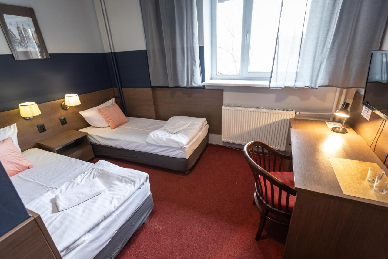 Hotel Podkowa Wroclaw Dış mekan fotoğraf
