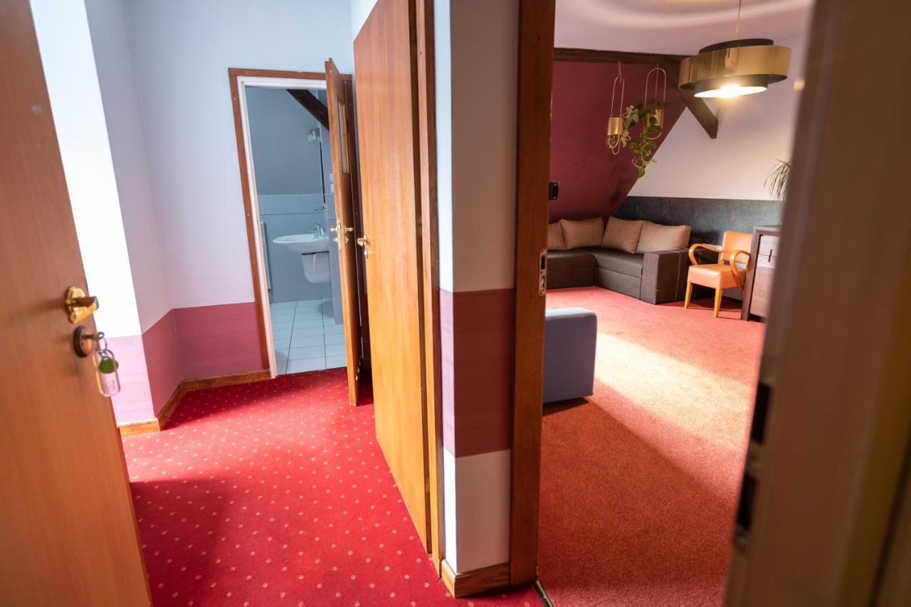 Hotel Podkowa Wroclaw Dış mekan fotoğraf