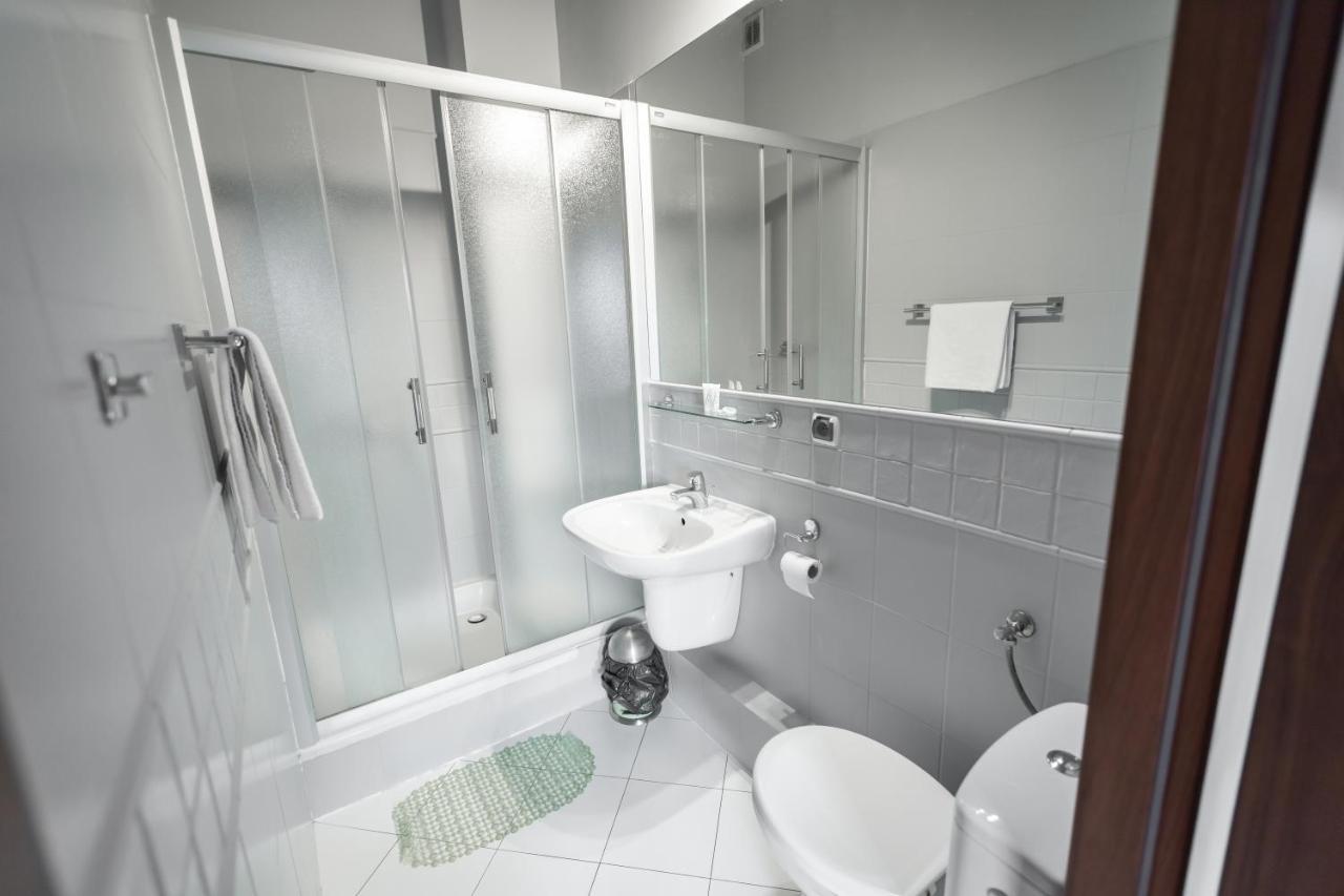Hotel Podkowa Wroclaw Dış mekan fotoğraf