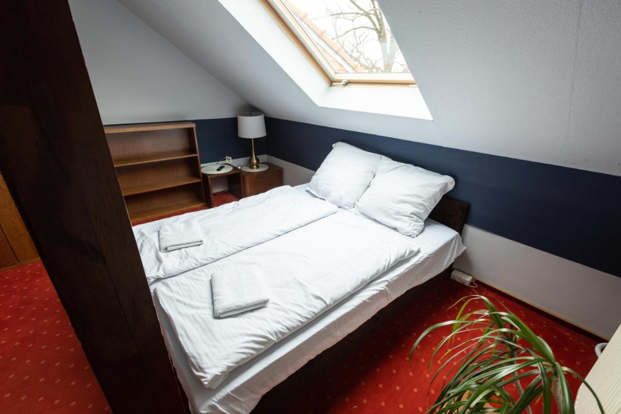 Hotel Podkowa Wroclaw Dış mekan fotoğraf